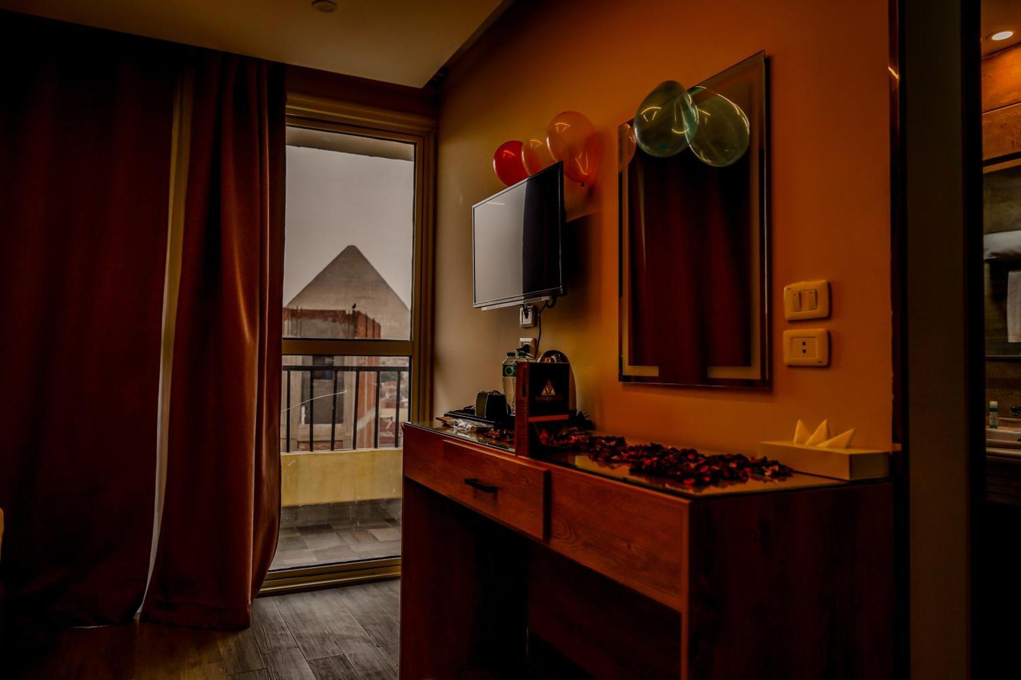 Pyramids Hotel Kafrat al Jabal Екстер'єр фото