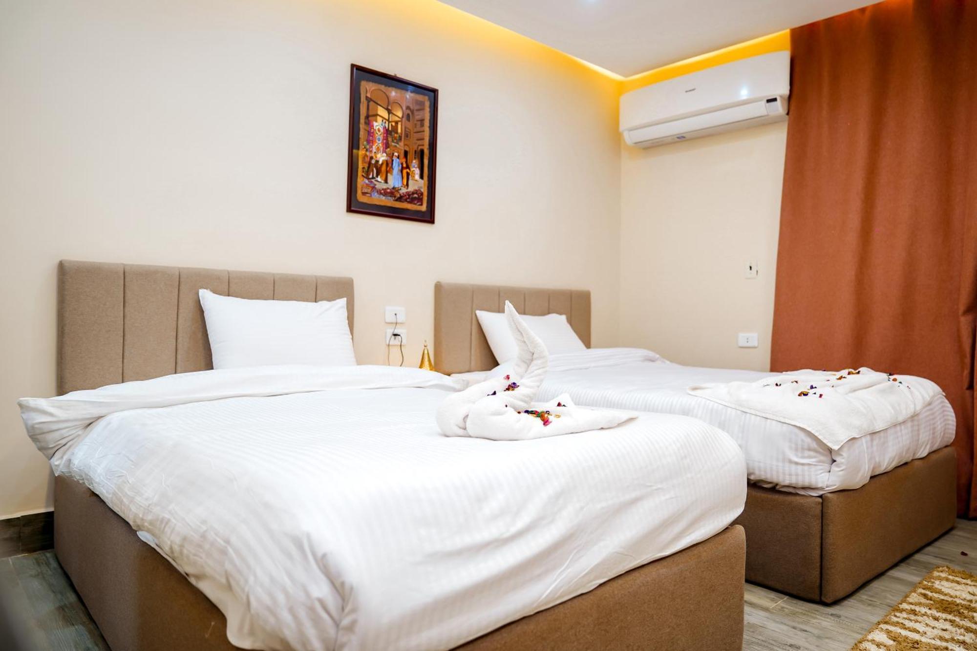 Pyramids Hotel Kafrat al Jabal Екстер'єр фото