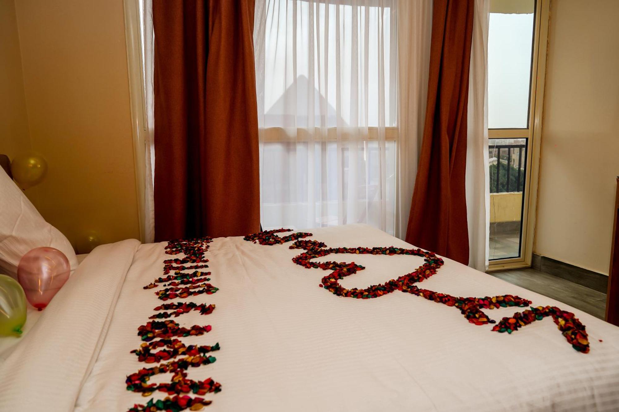 Pyramids Hotel Kafrat al Jabal Екстер'єр фото