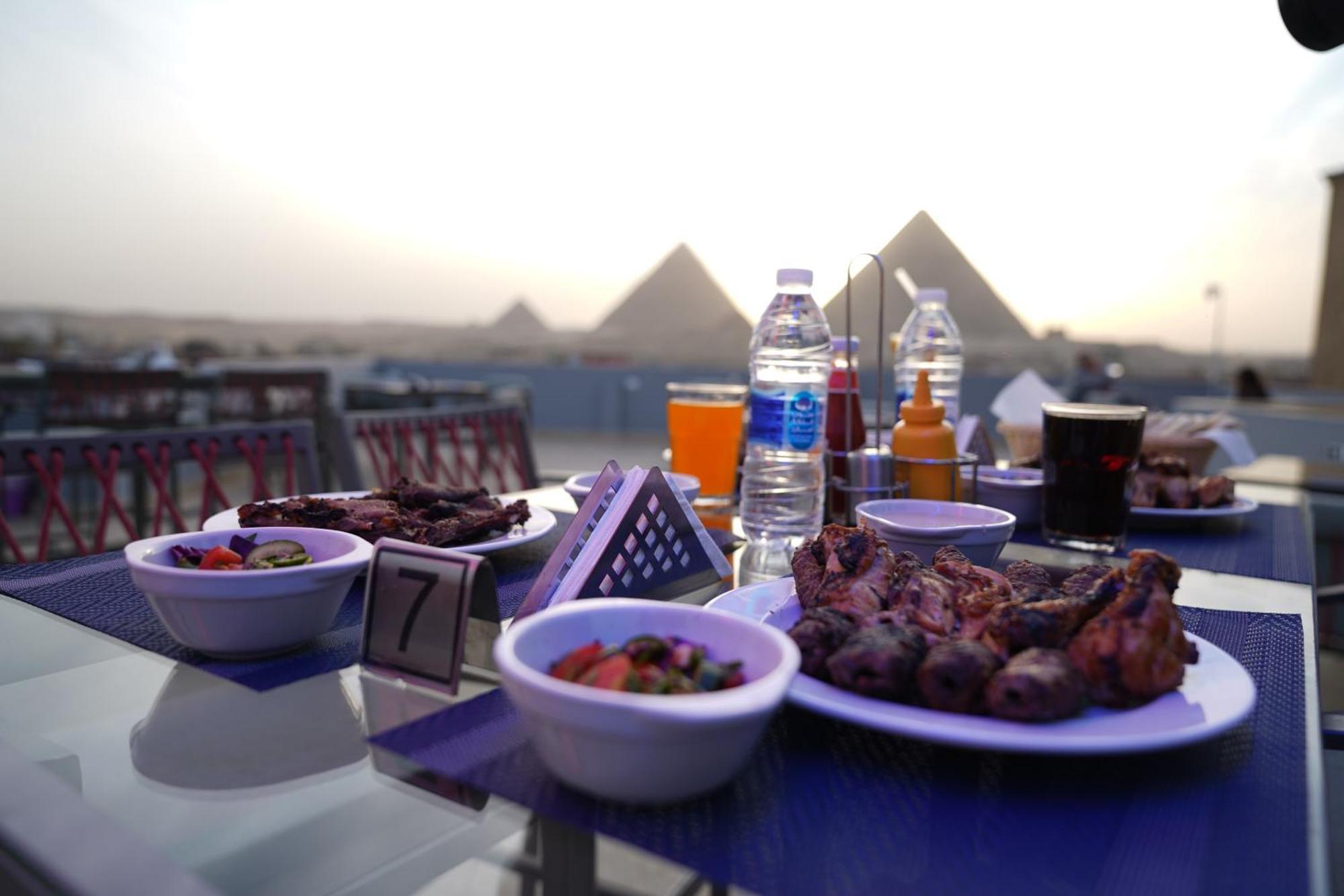 Pyramids Hotel Kafrat al Jabal Екстер'єр фото